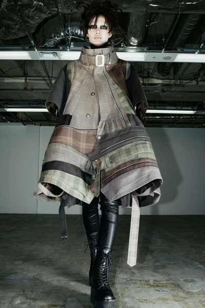 Look 23
